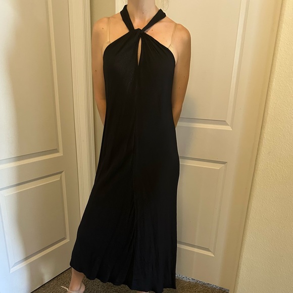 LOFT Dresses & Skirts - LOFT Classic Black Dress/Tie Twist Neckline